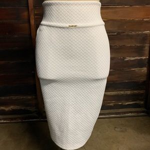 100% Authentic Bebe White Skirt !